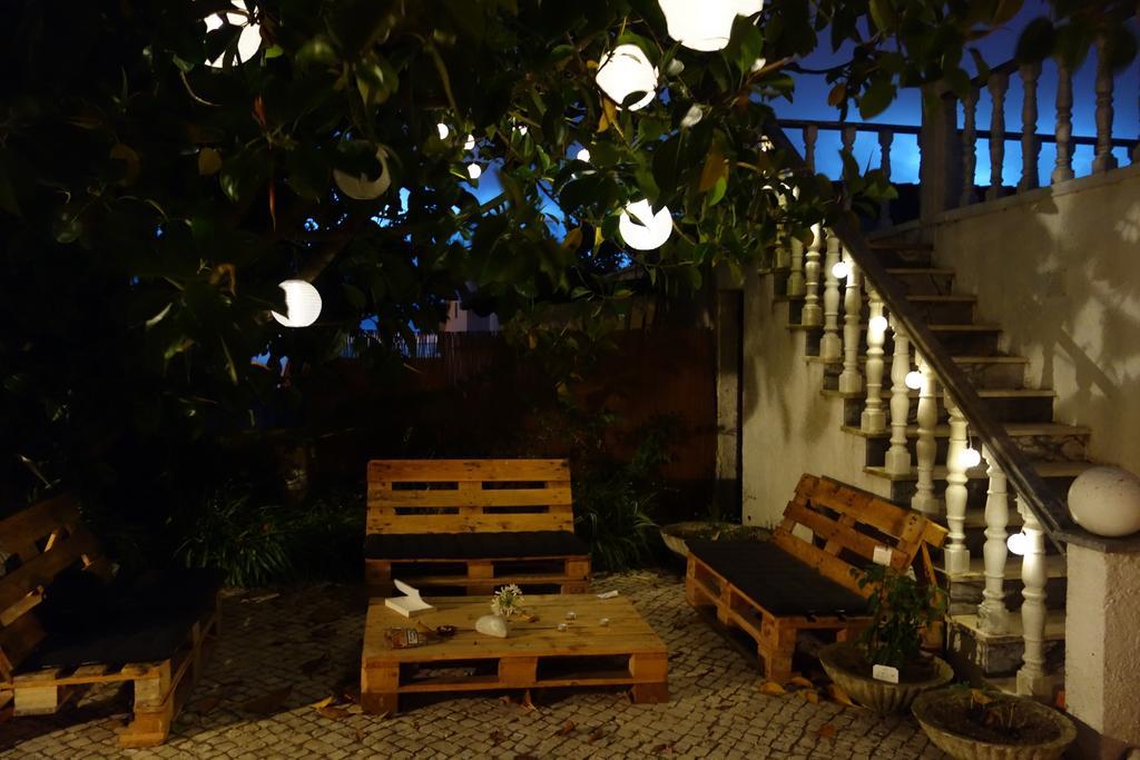 Moka Surfhouse Hostel Ericeira Zewnętrze zdjęcie