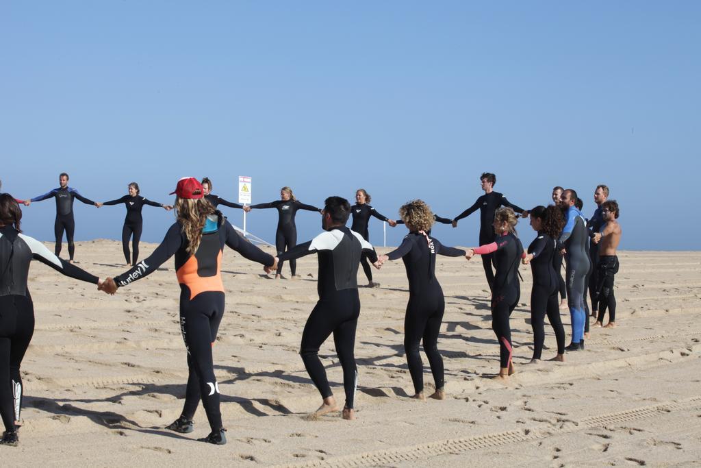 Moka Surfhouse Hostel Ericeira Zewnętrze zdjęcie